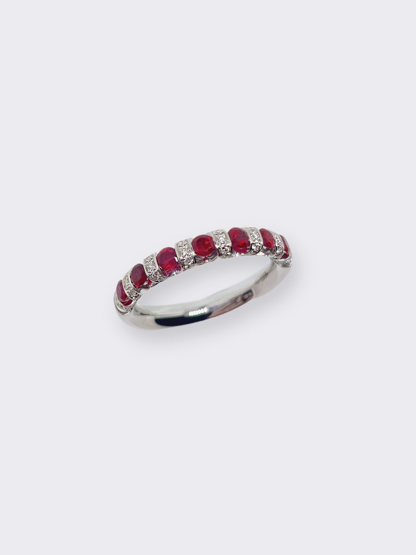 Anello Satine